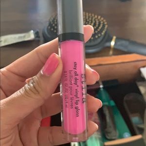 Stills lipgloss